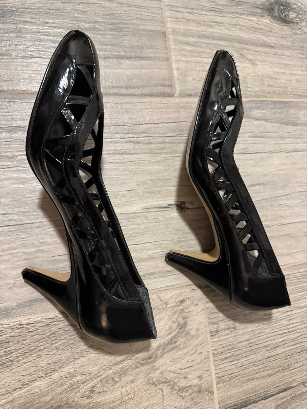 Calico Women's Black Patent Leather Pointed Toe Heels